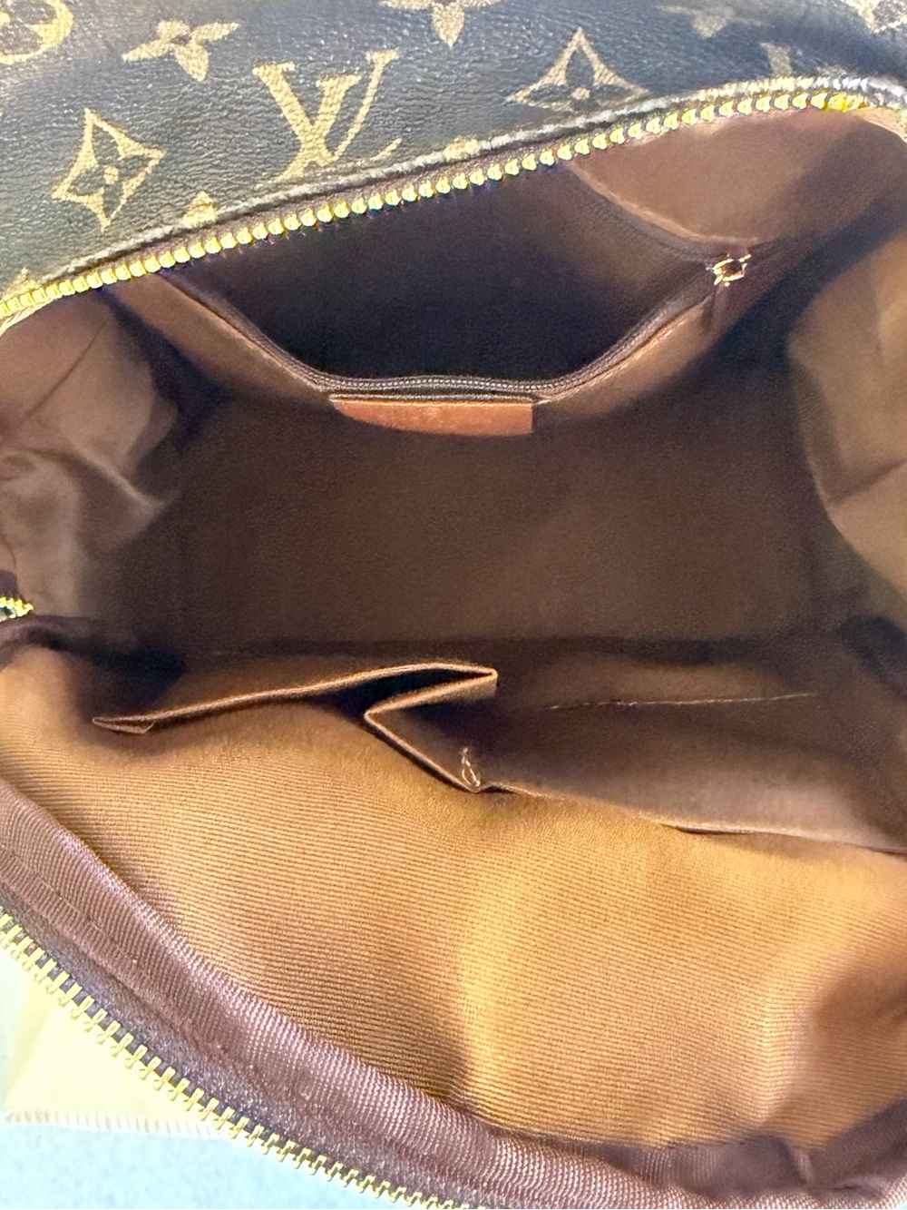 Brown Fashion Multi Pocket Mini
Backpack with Gold Hardware and Faux leather - Picture 7 of 8